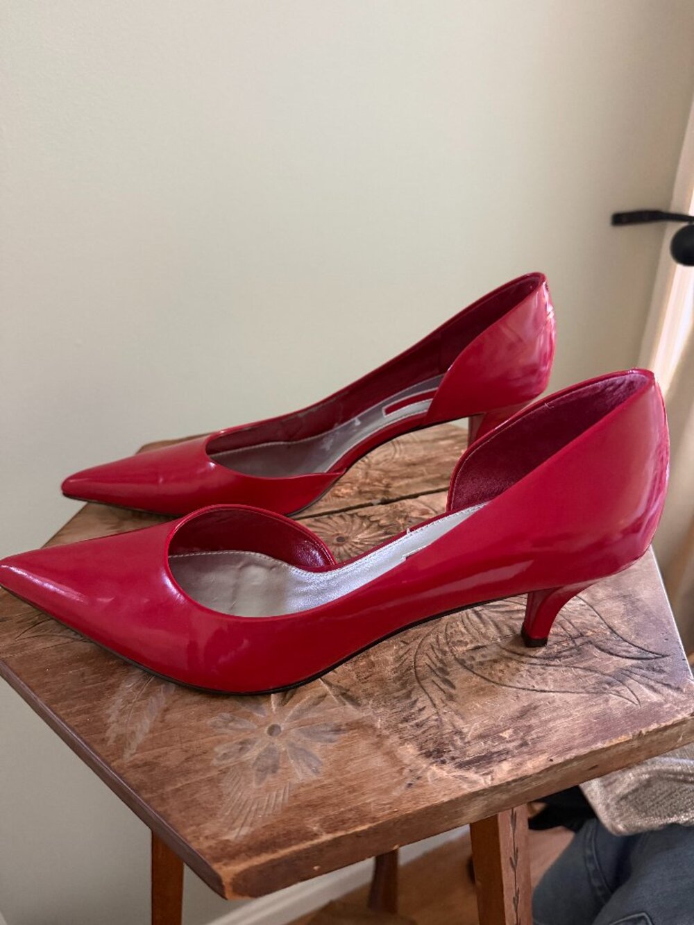Bandolino Red Heels - Picture 1 of 5